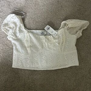 Hollister Cream Flutter Sleeve Crop Blouse